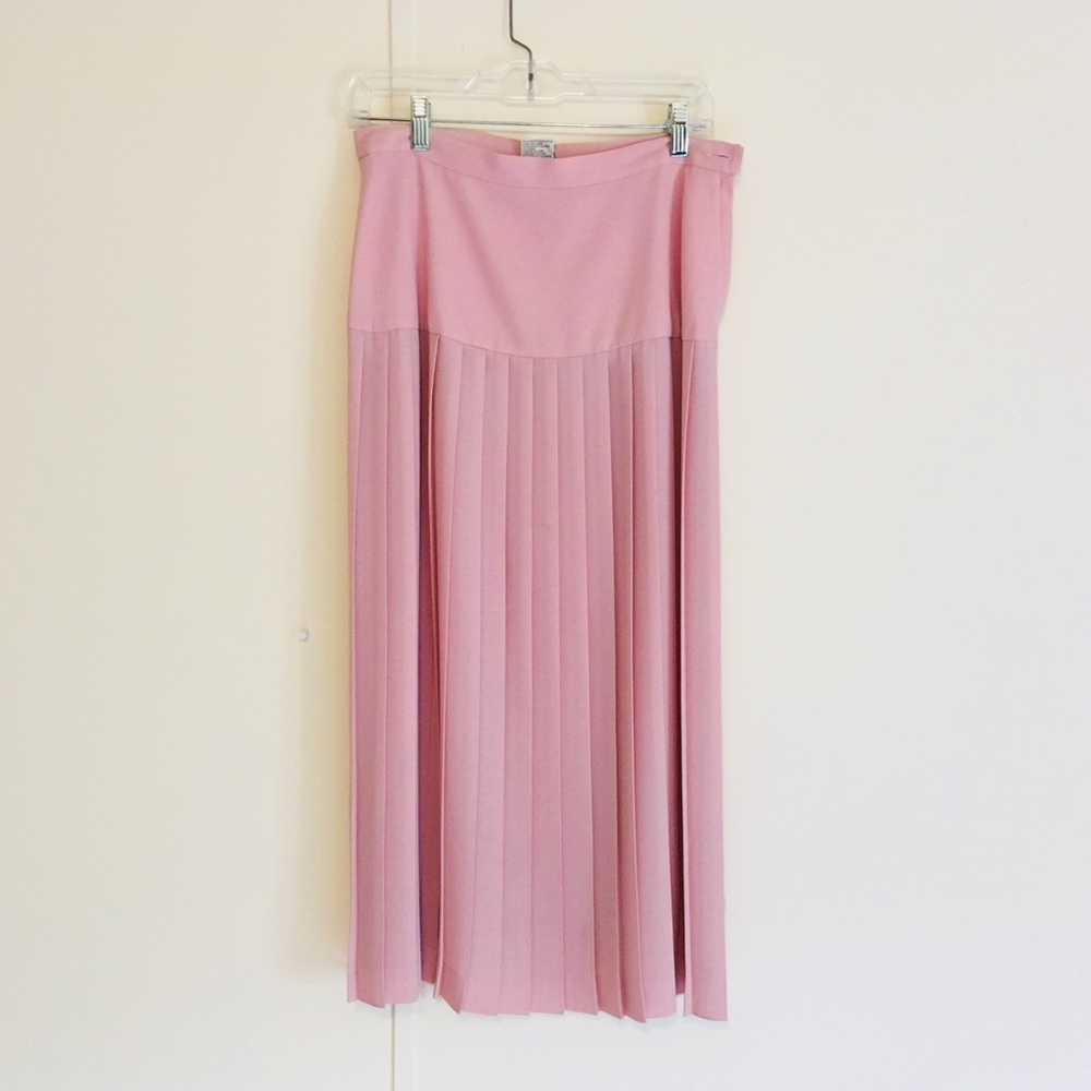 Vintage pleated pink skirt - Picture 1 of 7
